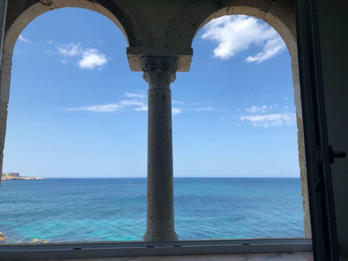 Nettuno Suite سيراكوزا المظهر الخارجي الصورة